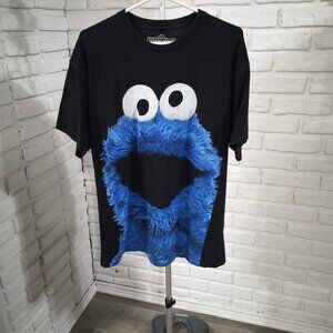 Sesame Street Men's Size XL Black w/ Cookie Monster Short Sleeves T-shirt